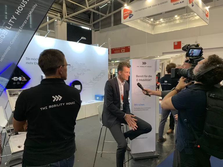 ag-with-clients-in-p2d-europe3.jpg ag-with-clients-in-p2d-europe3.jpg