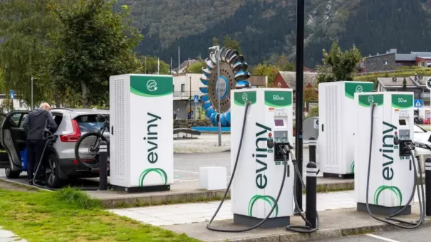 norway-on-track-to-be-first-to-go-all-electric-02.png norway-on-track-to-be-first-to-go-all-electric-02.png